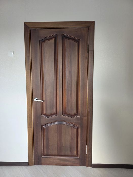 Продам деревянные двери