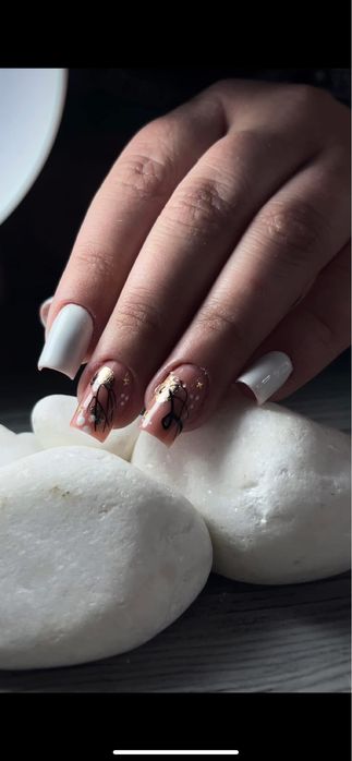 Unghii cu gel manichiura