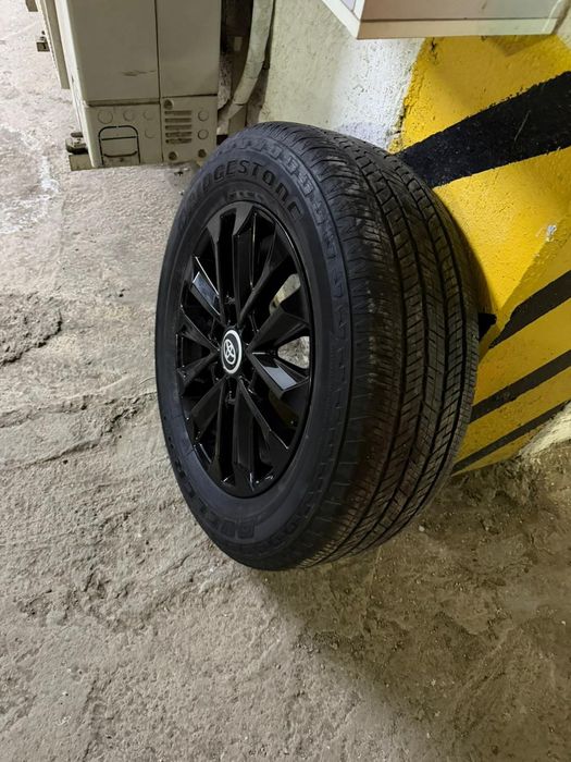 Продам комплект шин с датчиками давления