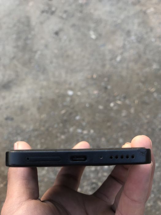 Redmi notee 13.  Kar dak