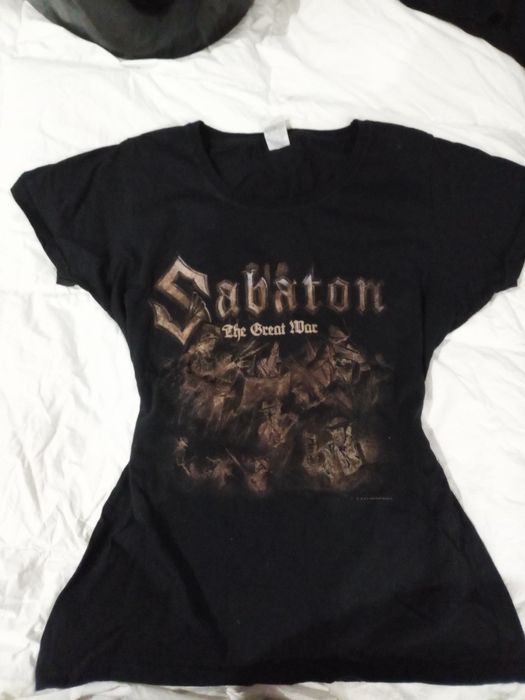 Тениски на Sabaton