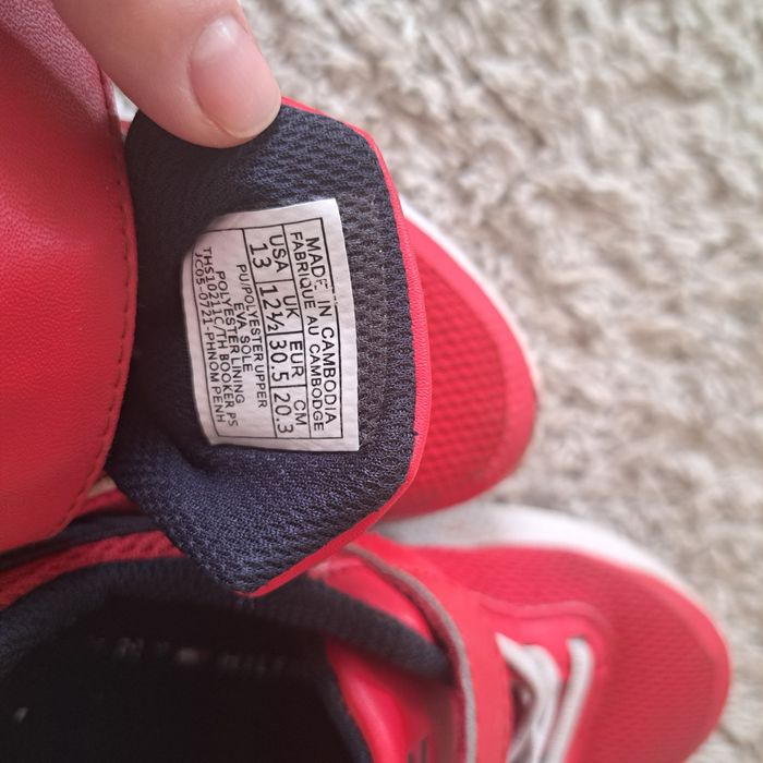 кроссовки в отличном состоянии