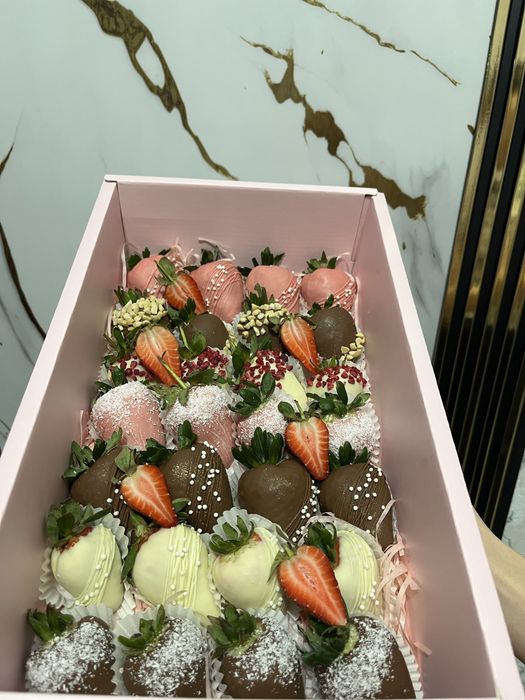 Клубника в шоколаде 9шт