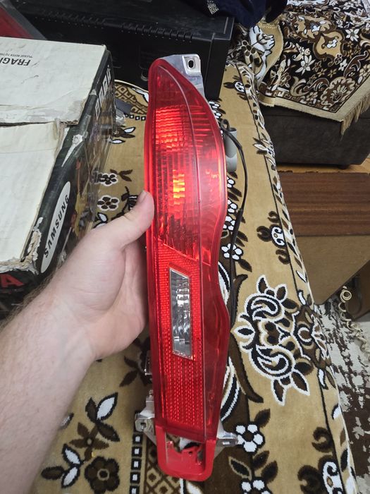 Продам фонари от BMW 645