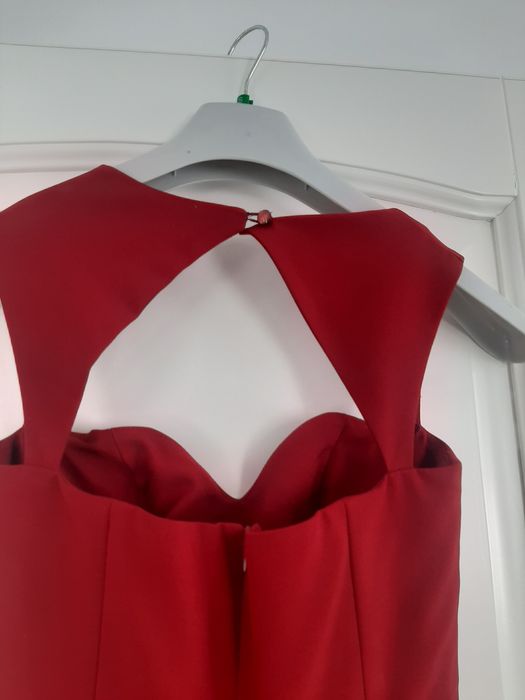 Vând rochie eleganta marimea xs