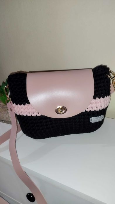 Чанти - ръчно изплетени