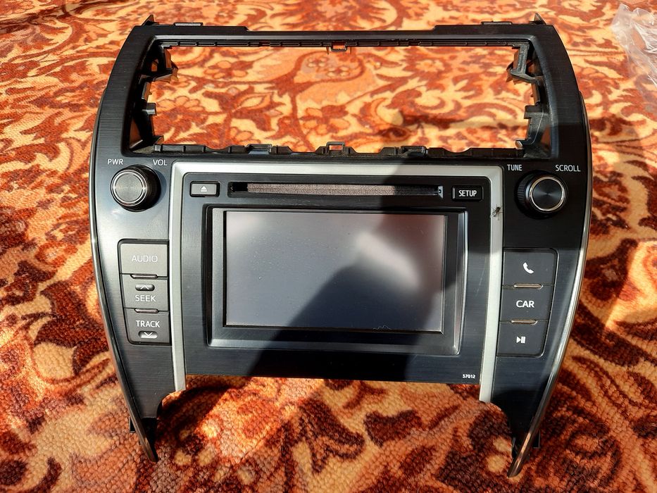 Монитор от Camry 50