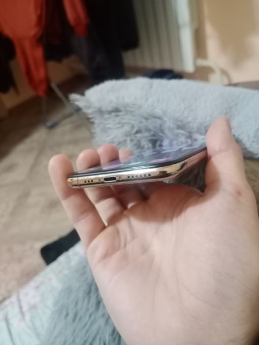 Продам IPhone хорошем состоянии