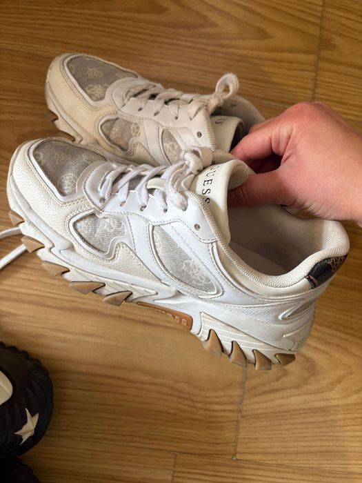 Лот обувки ,Converse , Puma , Guess