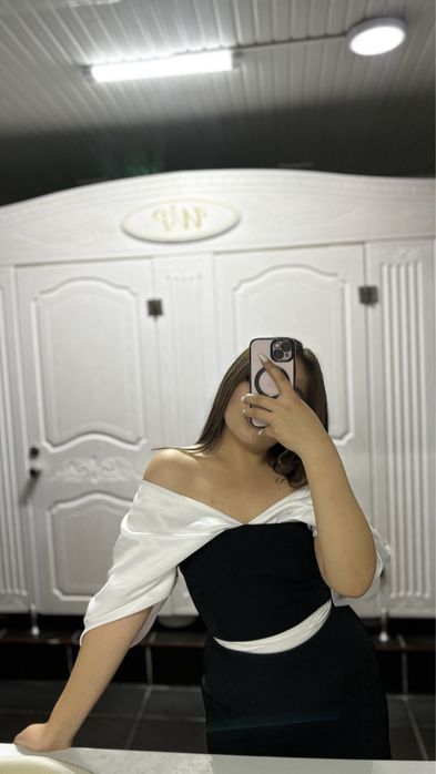 Платья вечерный черный