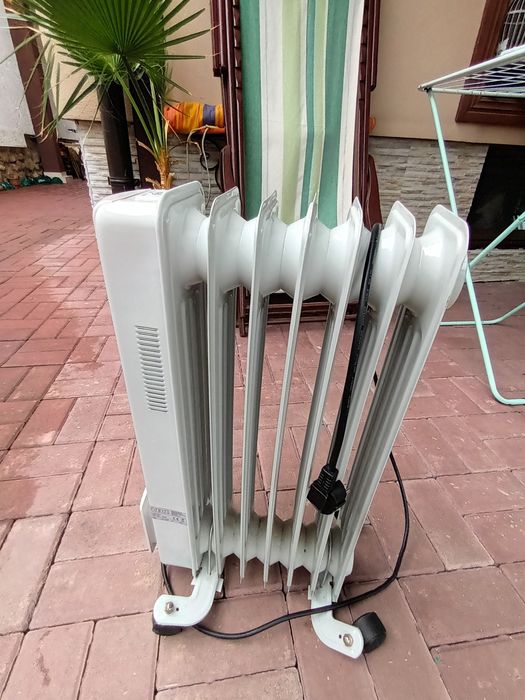 Vănd calorifer electriccu 7 elemente
