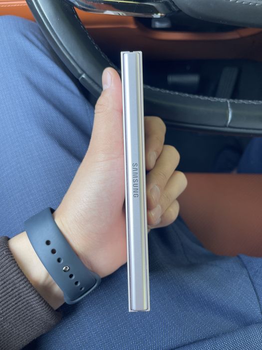 Samsung galaxy z fold 6