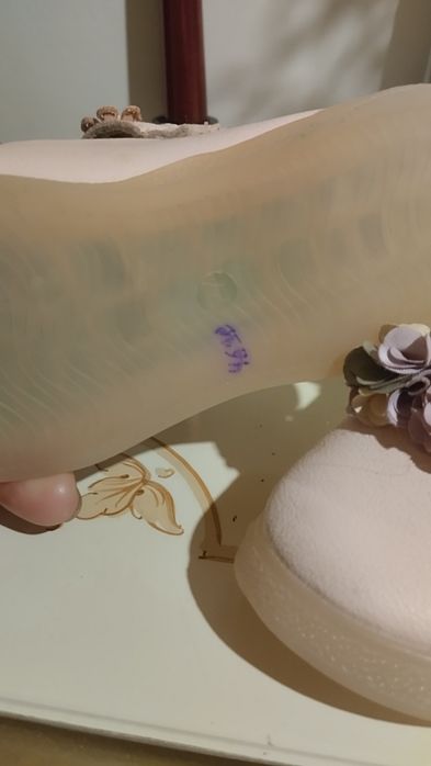 Продам детские сандали,новые