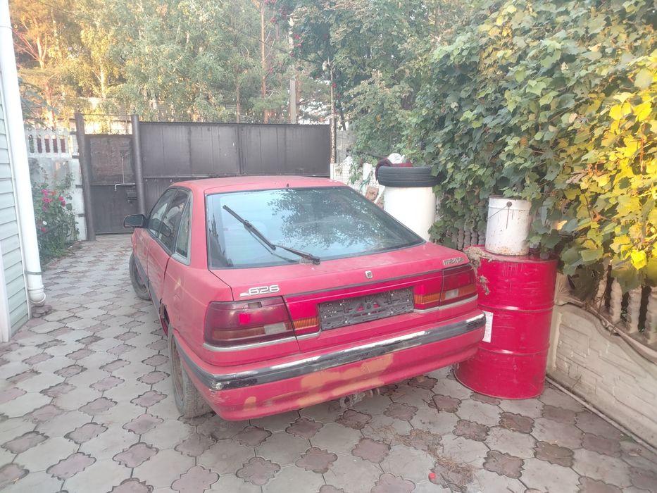 Mazda 626 на ходу