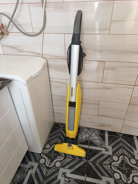 Vind aspirator Karcher spală și aspira