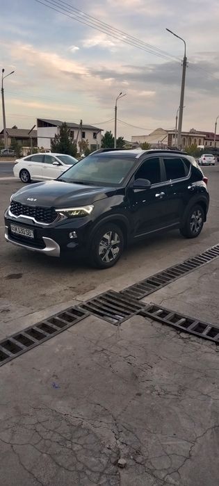 KIA Sonet, 3-позиция.