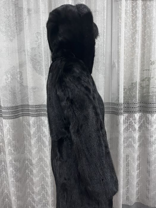 Продам норковую шубу