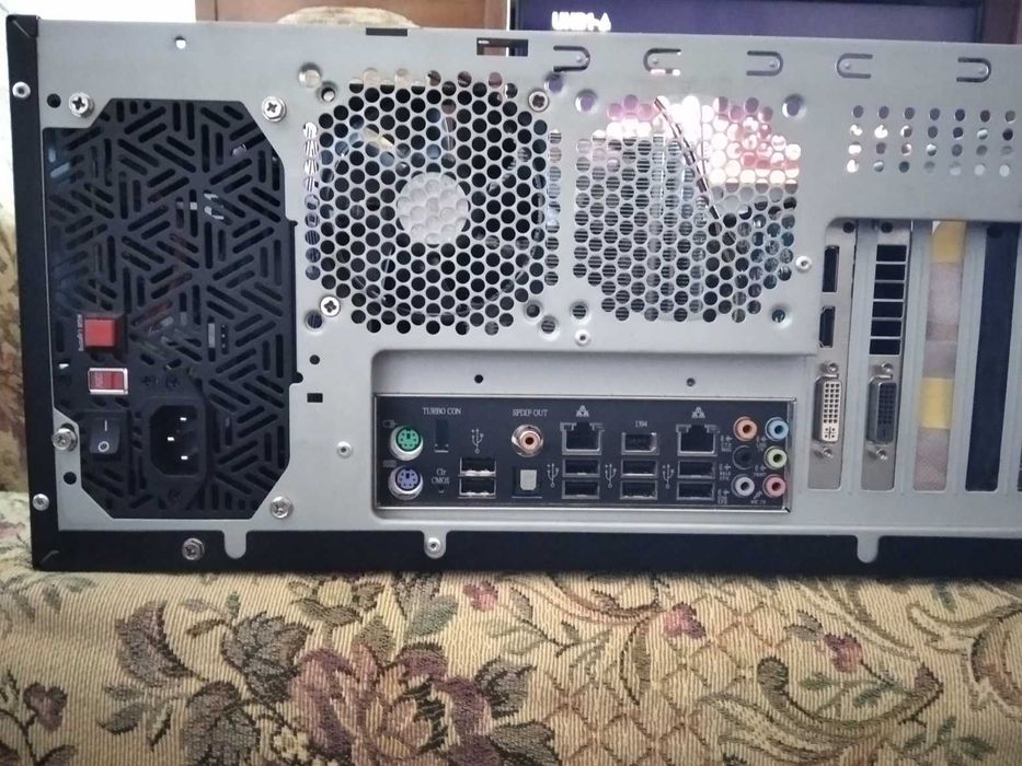 Компютър Asus P7P55 D Deluxe,i7 860,RAM 12 GB, GTX 560 Ti 2GB 256 bit