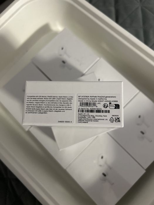 8 perechi de casti airpods pro 2