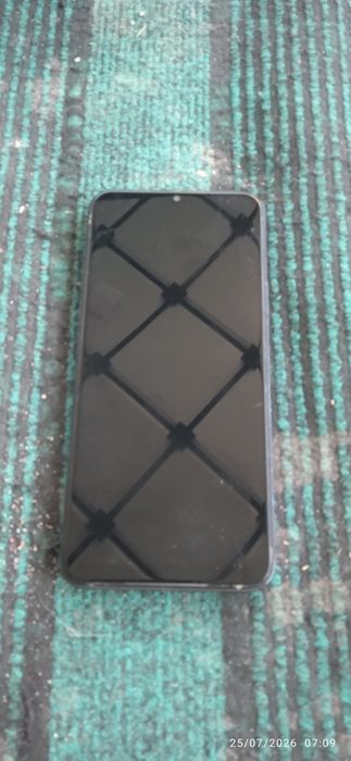 Vivo 7 pro batarekasi 1 kun ketadi ideal holatda orqasi azgina qirilga