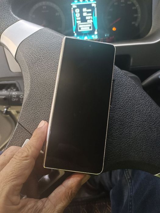 Продам  Самсунг Z fold 4