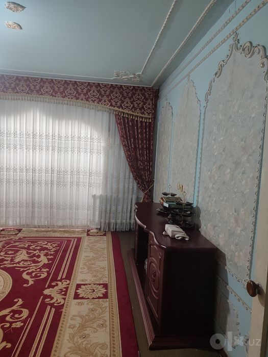 Продаю свою 3-х комнатную квартиру  на Алгоритме
