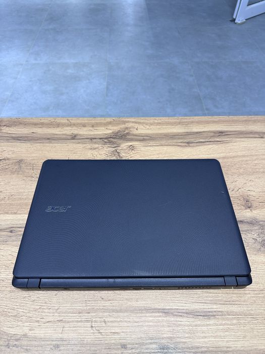 Офисный ноутбук Acer Aspire