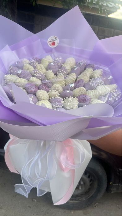 Клубника в шоколаде Алматы