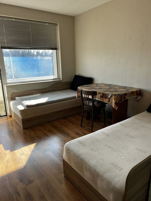 Дава се под наем Ателие в Плевен, 9-ти квартал - 30 кв.м за 178.5 € - Снимка #4