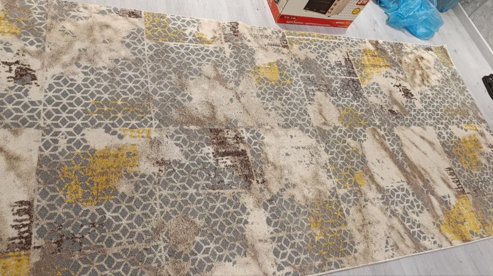 2 ta gilam sotiladi toza qalin dorojka.