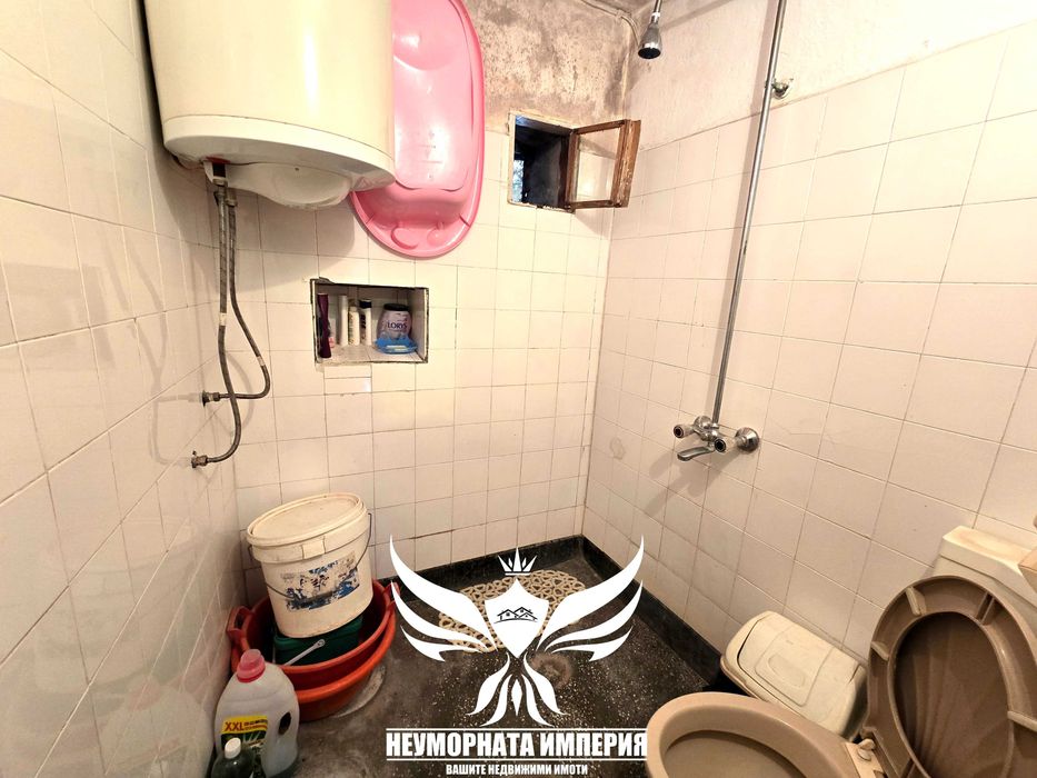 Продава се Тристаен апартамент в Асеновград - 70 кв.м за 1072 €/кв.м - Снимка #8