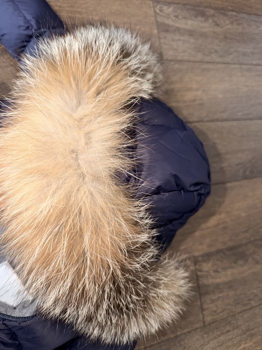 Оригинален MONCLER бебешки зимен космонавт 9м/12 м. с пух,качулка ,ботушки и колан