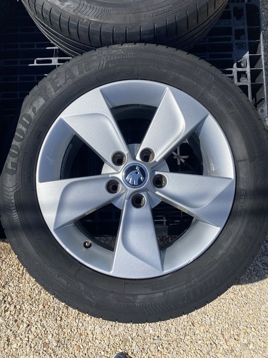16 цола 5 х 112 мм Шкода Skoda Yeti Октавия  VW  , Фолксваген , Ауди ,