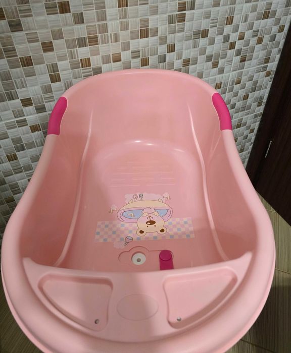 Бебешка вана със стойка Moni