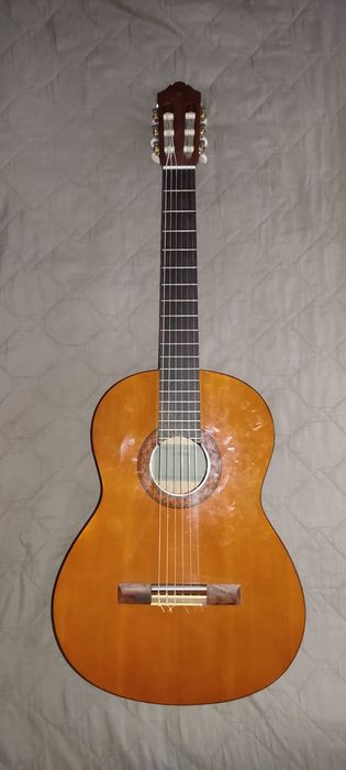 Классическая гитара Yamaha C40