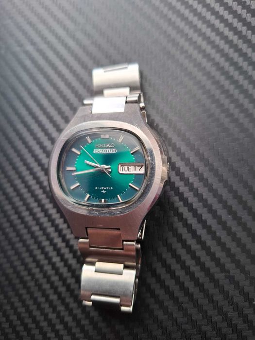 Vintage Seiko Actus 7019-5010