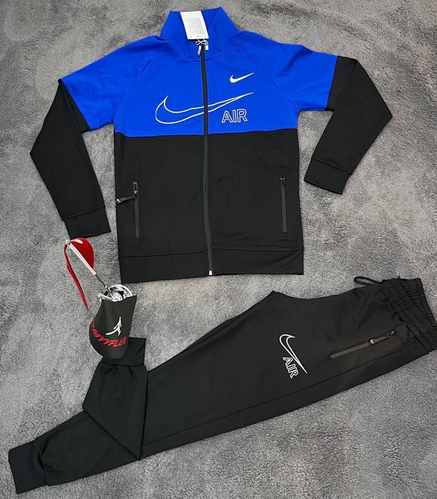 Trening de bărbați 
S L XL Xxl