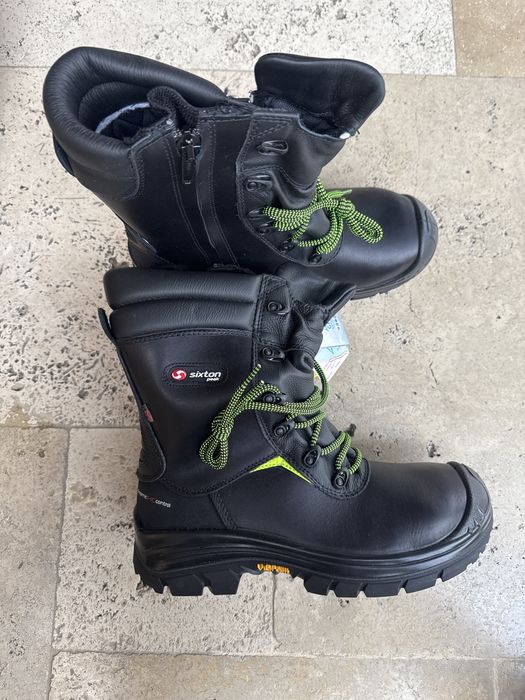 Bocanci pt lucru sixton