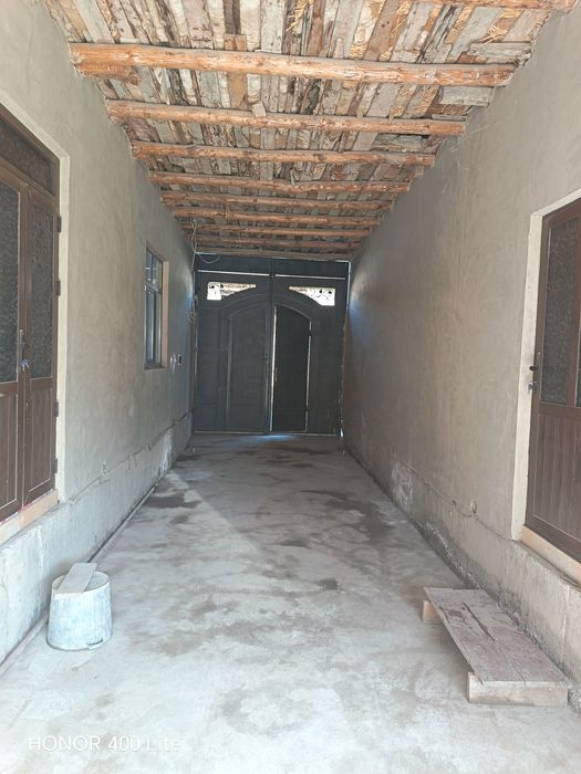 Eshki shahar eski bozor orqasidan hovli sotiladi
