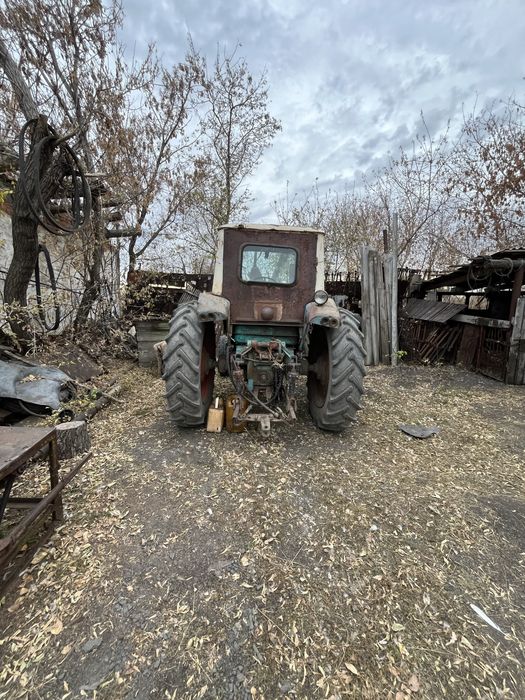 Продам Трактор ЮМЗ