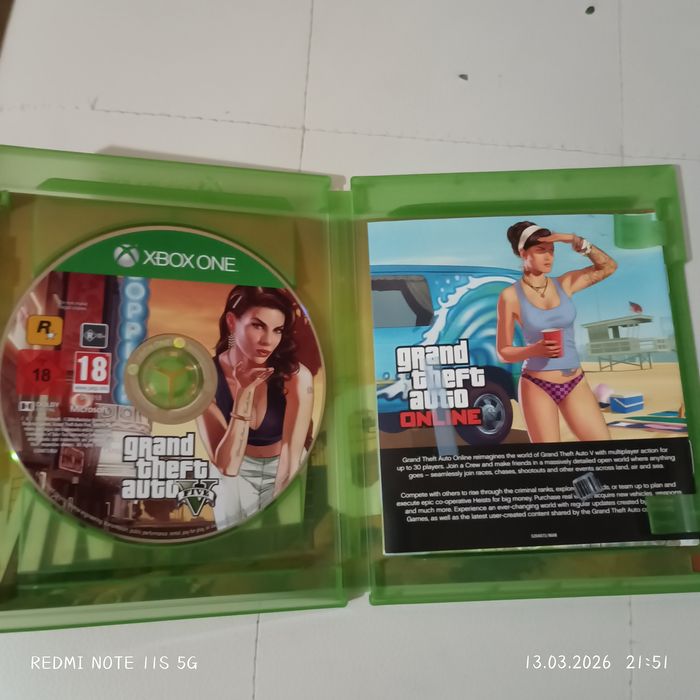 Продавам игри за Xbox one