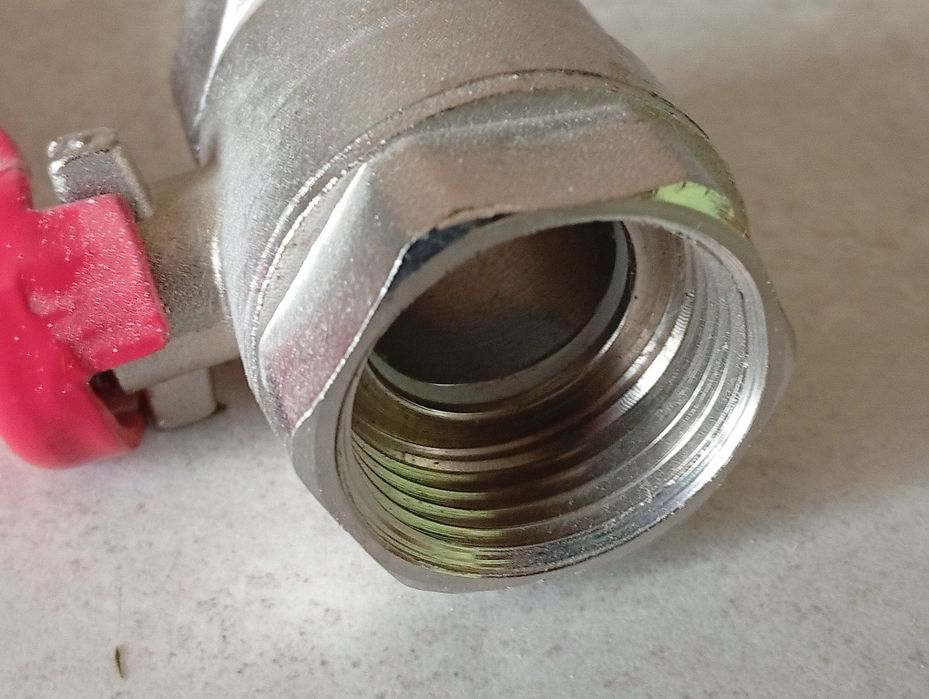 Robinnet cu bilă inox 3/4" filet interior manetă roșie – stare excelen