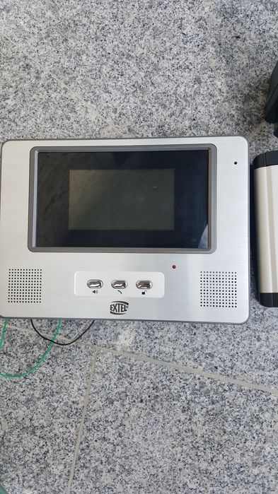 Telefon-Video camera color(Preț  250 lei)