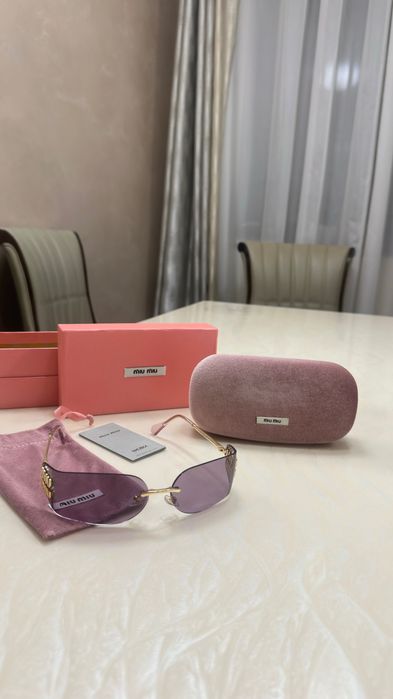 Ochelari de soare Miu Miu