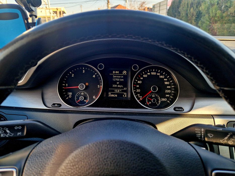 VW Passat B7 2012