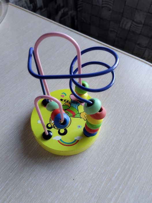 Игрушки, погремушки, пирамидки