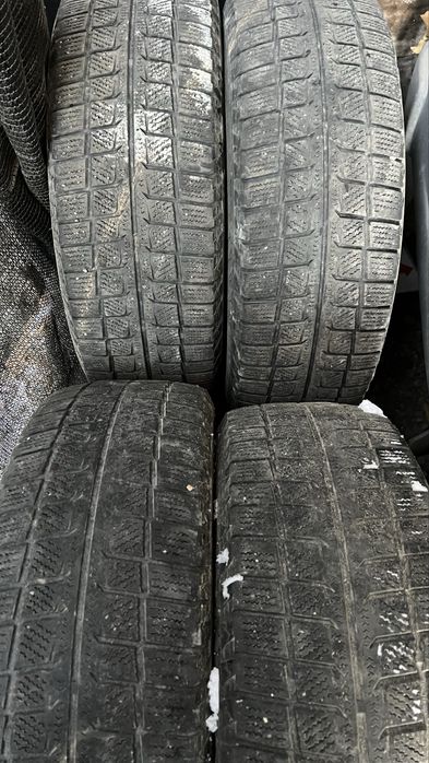 Резина зимняя.