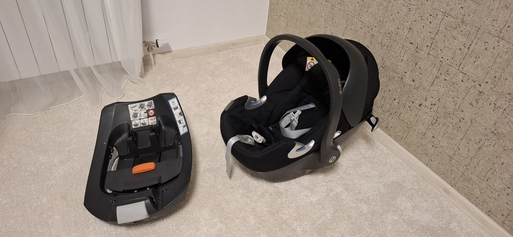 Cybex Aton Q + база