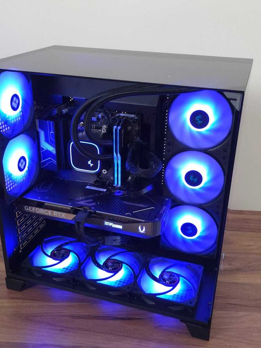 Нов | Гаранция | Ryzen 7800X3D | RTX 5070 | 32 GB RAM | Геймърски