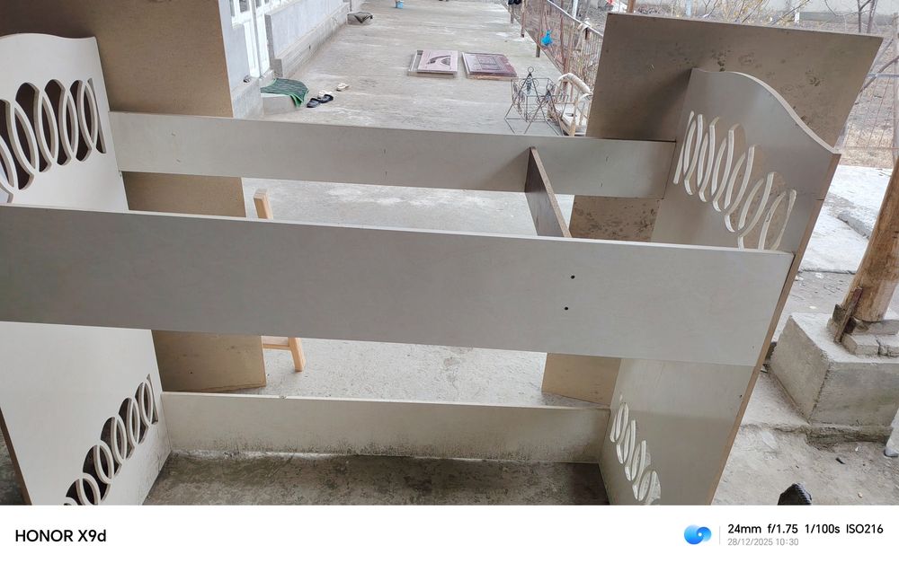 Ishik 2 etajli karvat